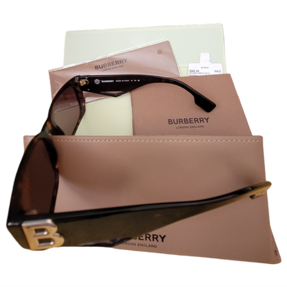 Brown Rectangular Sunglasses - Picture 3 of 16